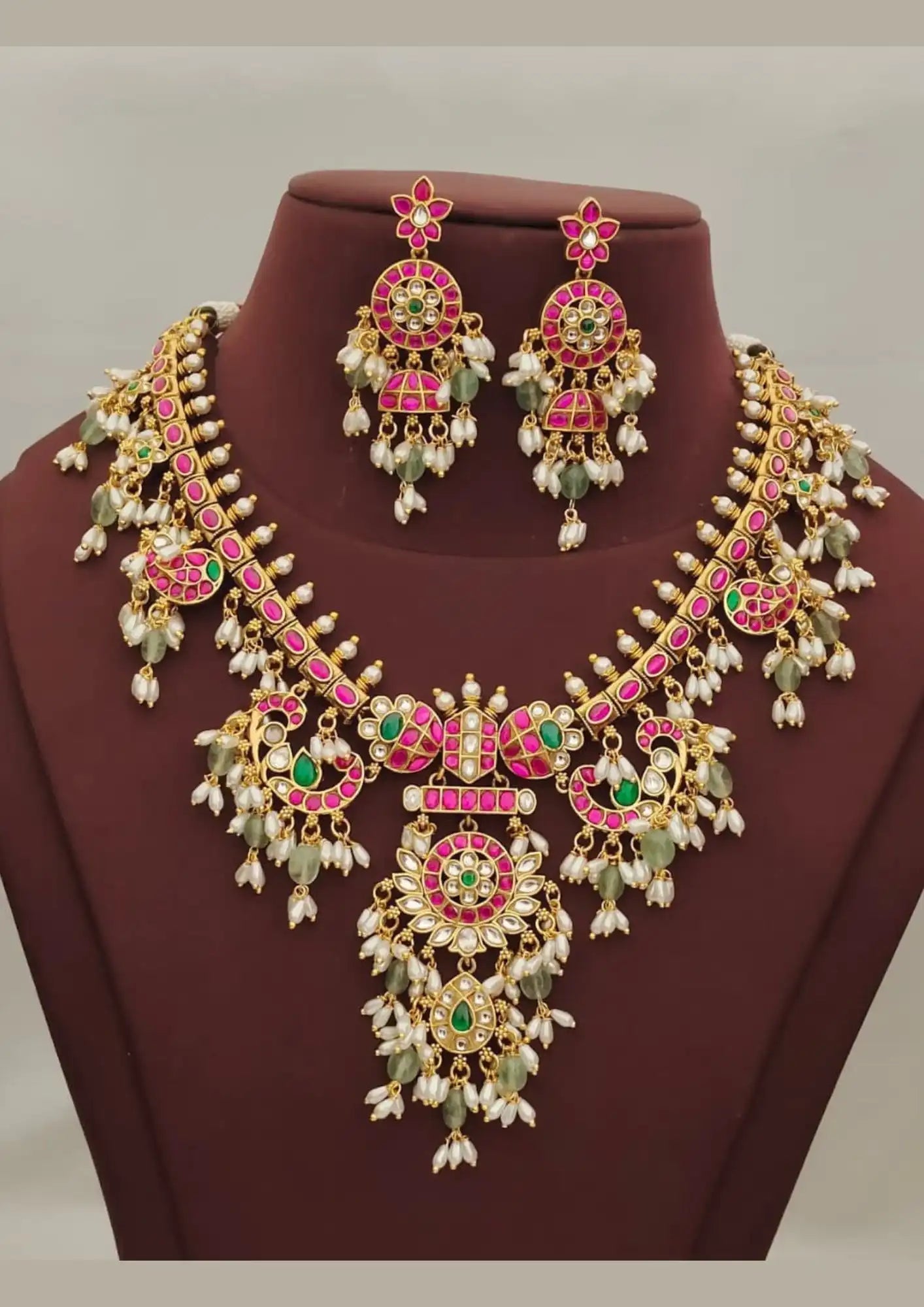 Jadau kundan and rice beads necklace set