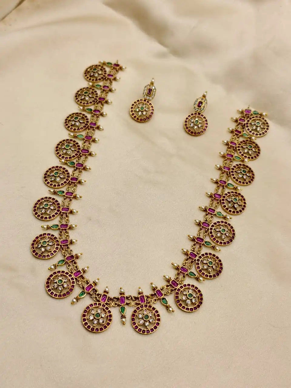 Kundan stone 18 k gold plated necklace with earrings