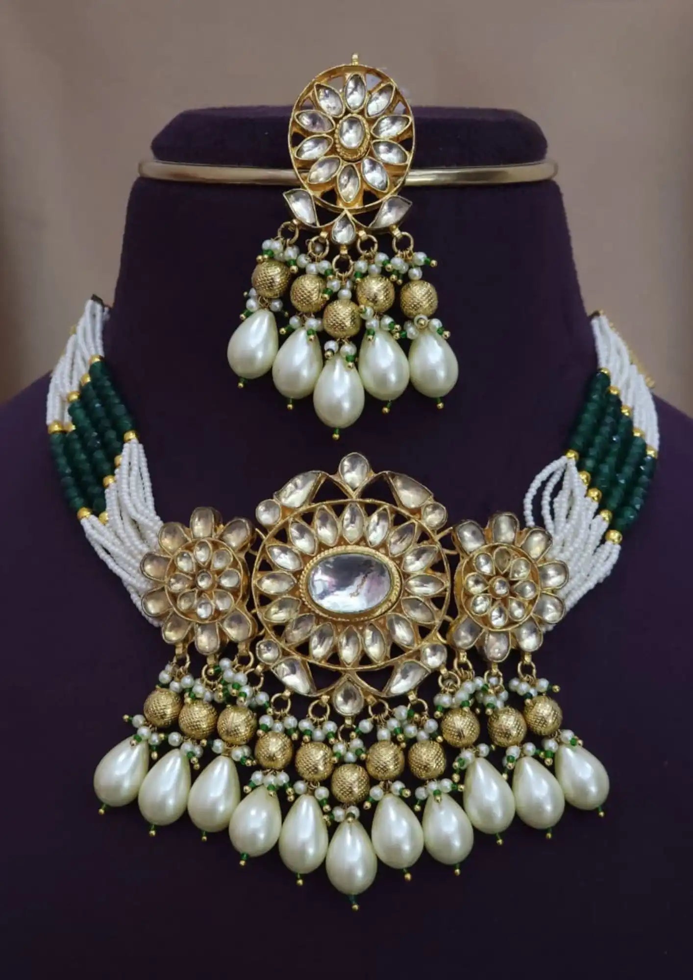 Jadau kundan moissanite stone and beads necklace set