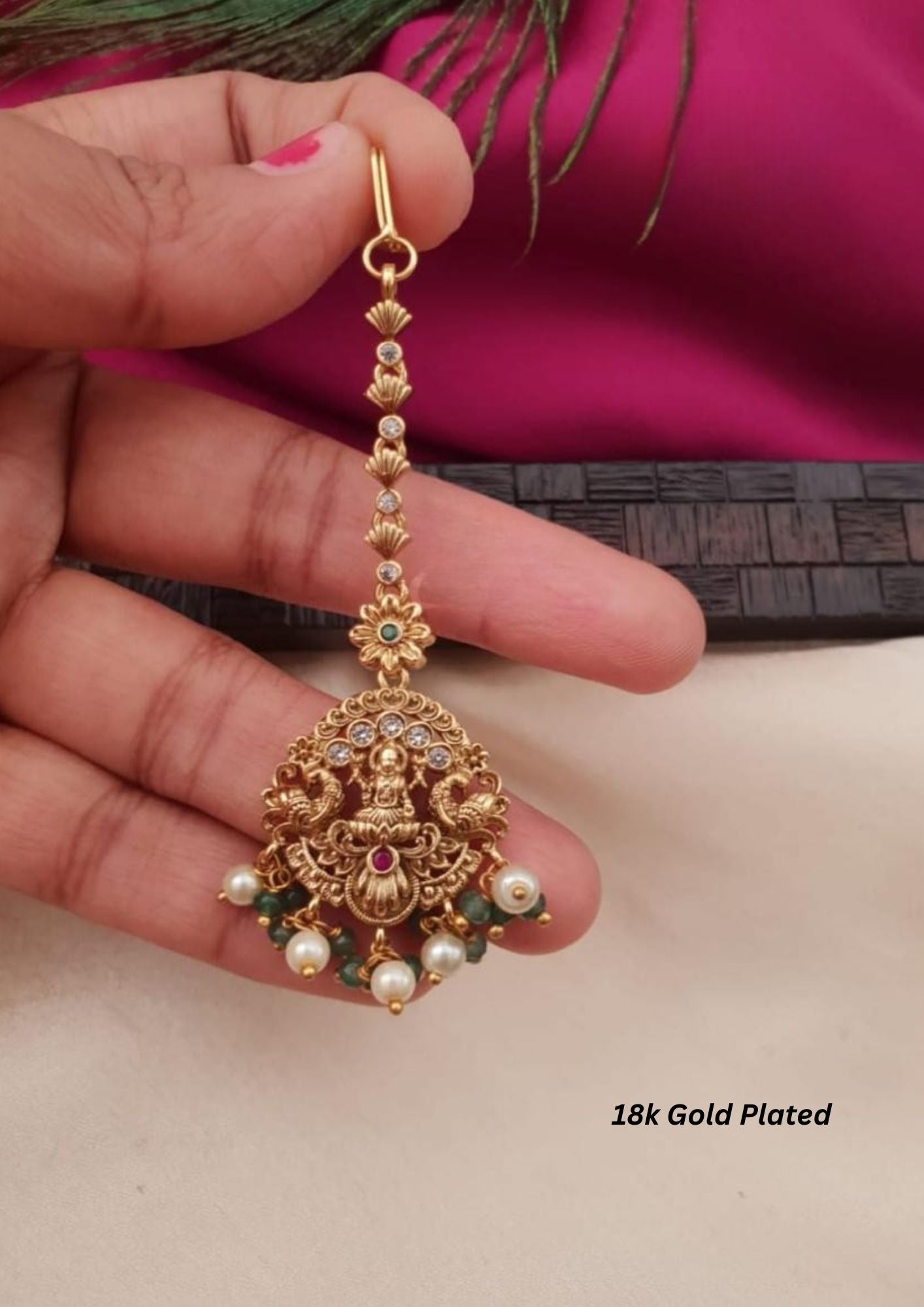 Kundan stone temple jewelry gold plated mangtikka