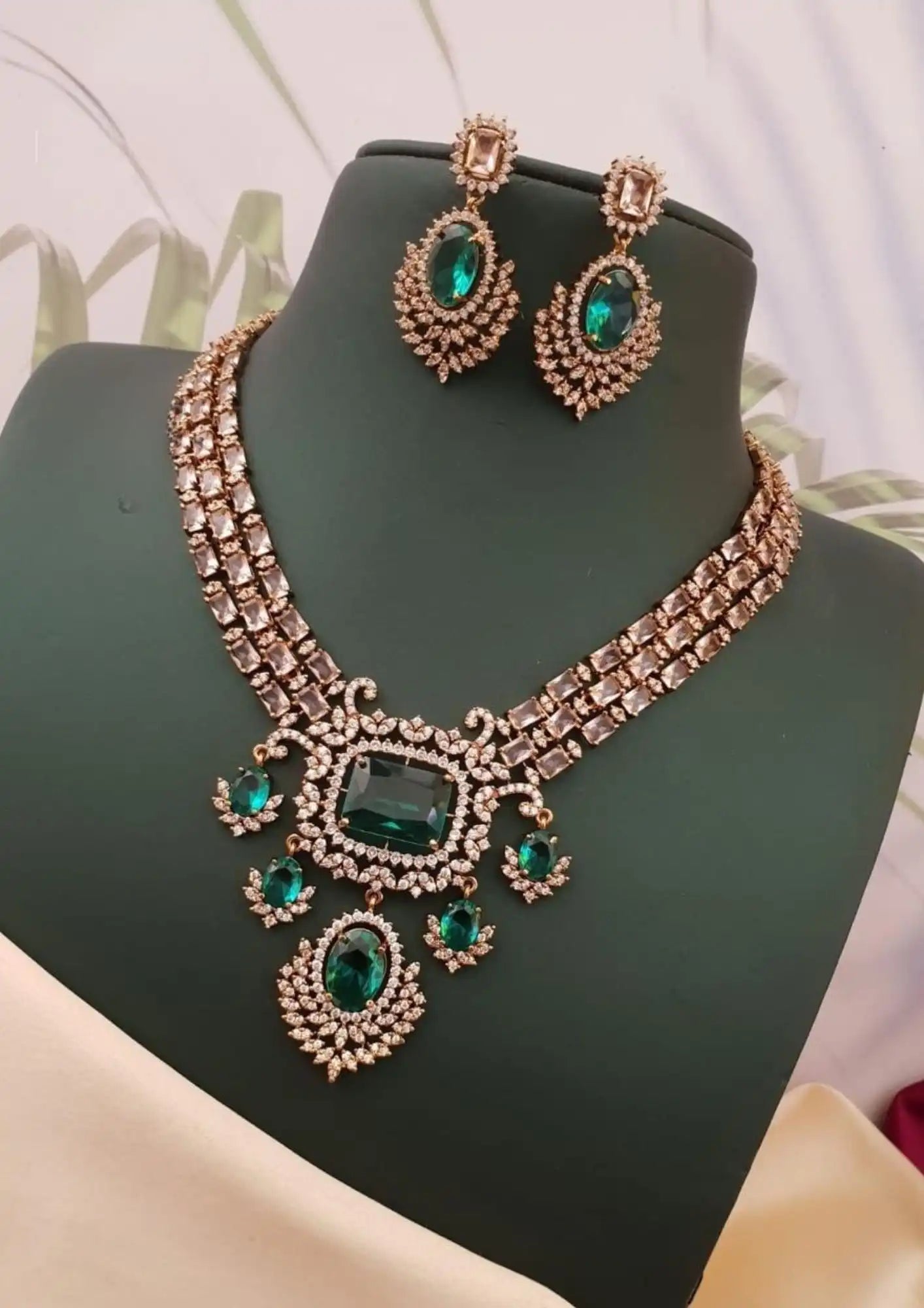 American diamond 18k gold plated base baby pink shade Necklace with earrings