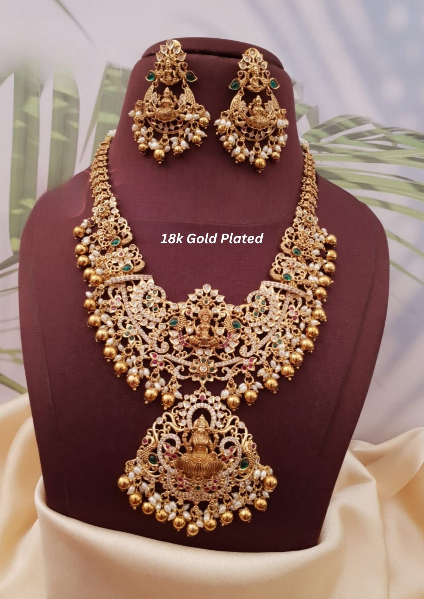 Kundan temple jewelry gold plated necklace with earrings