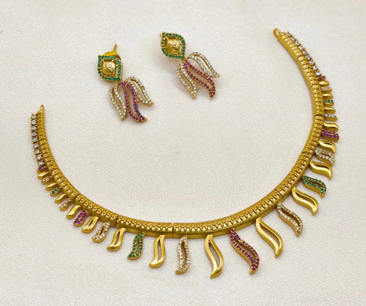 Kundan stone 18 k gold plated necklace with earrings