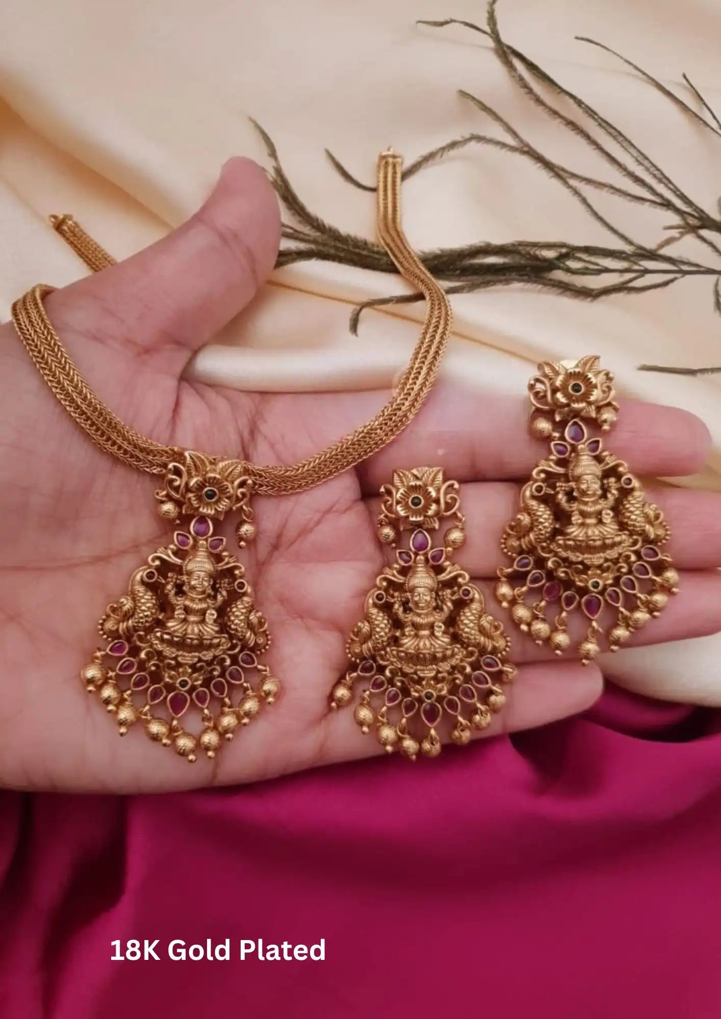 Kundan and beads temple jewellry gold plated necklace set