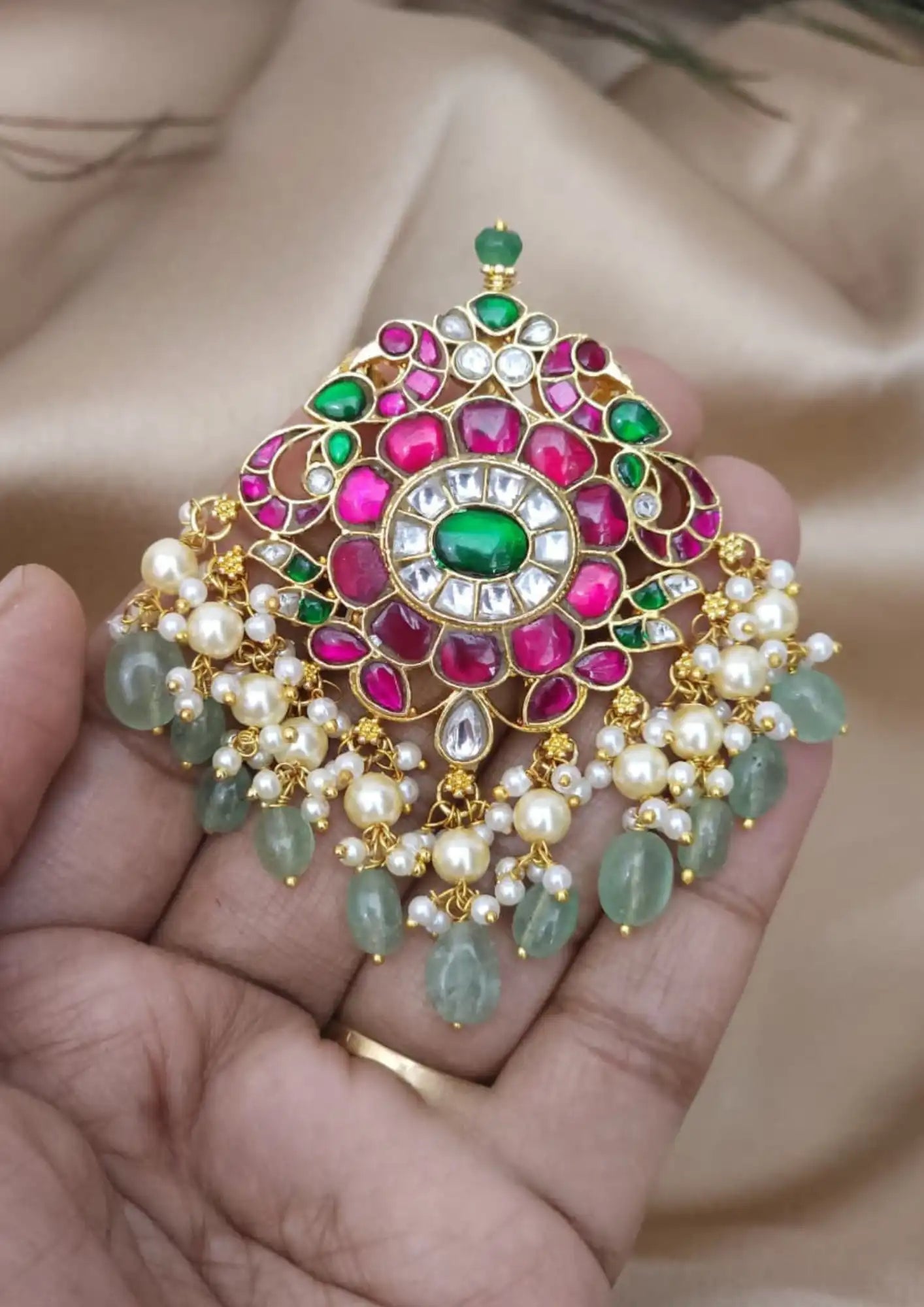 Jadau kundan 18k gold platted pendent