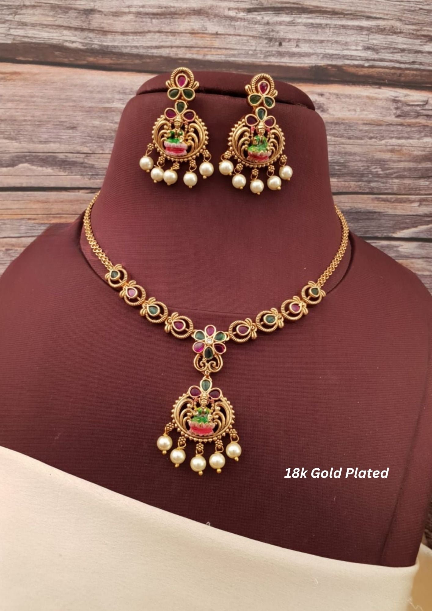Kundan temple jewelry gold plated necklace with earrings