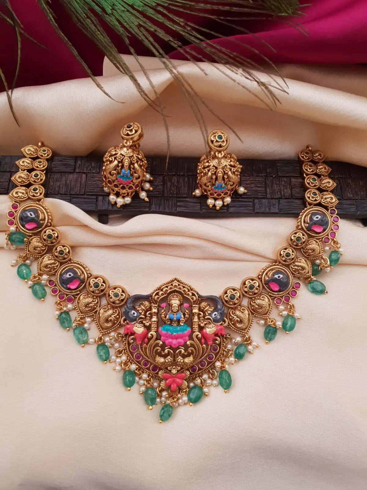 Kundan stone gold plated temple jewellery necklace set