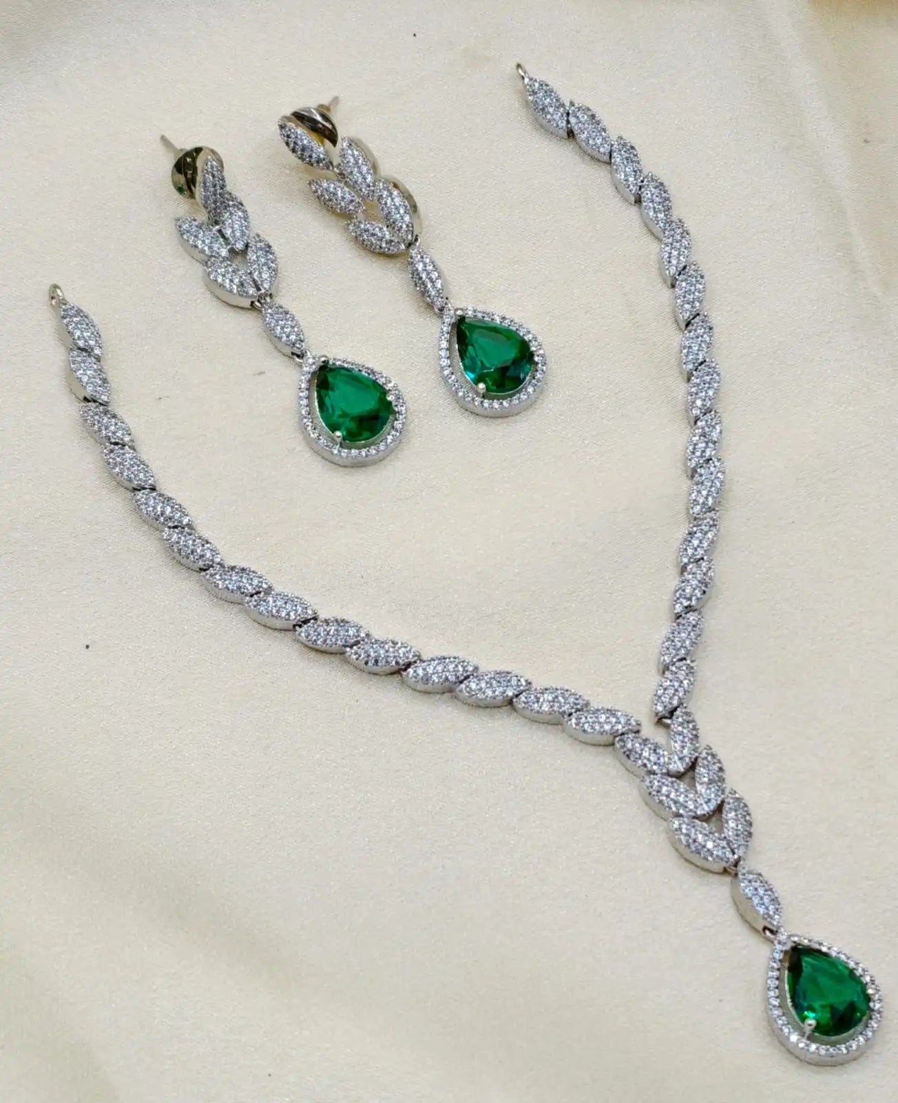 American diamond stones necklace with earrings
