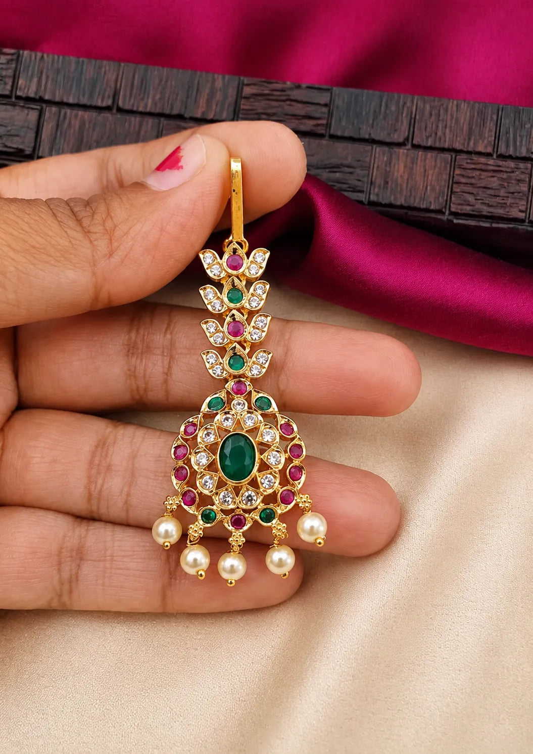 Kundan stone gold plated mangtikka